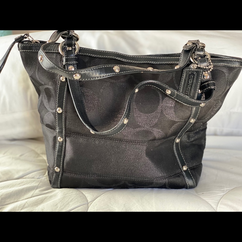 VINTAGE COACH 12905 SIGN STRIPE BLACK STUD TOTE